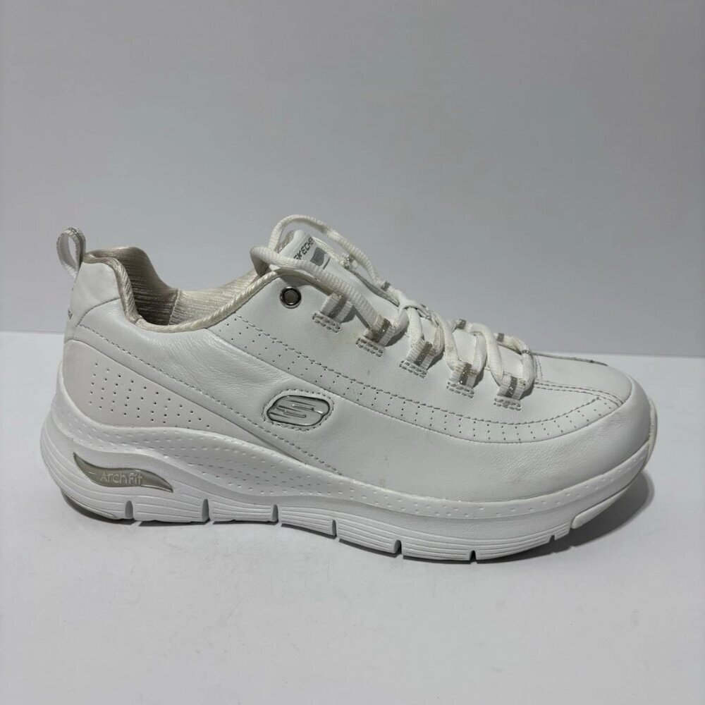 Skechers Women’s Arch Fit Citi Drive White Sneakers, Size 9 W